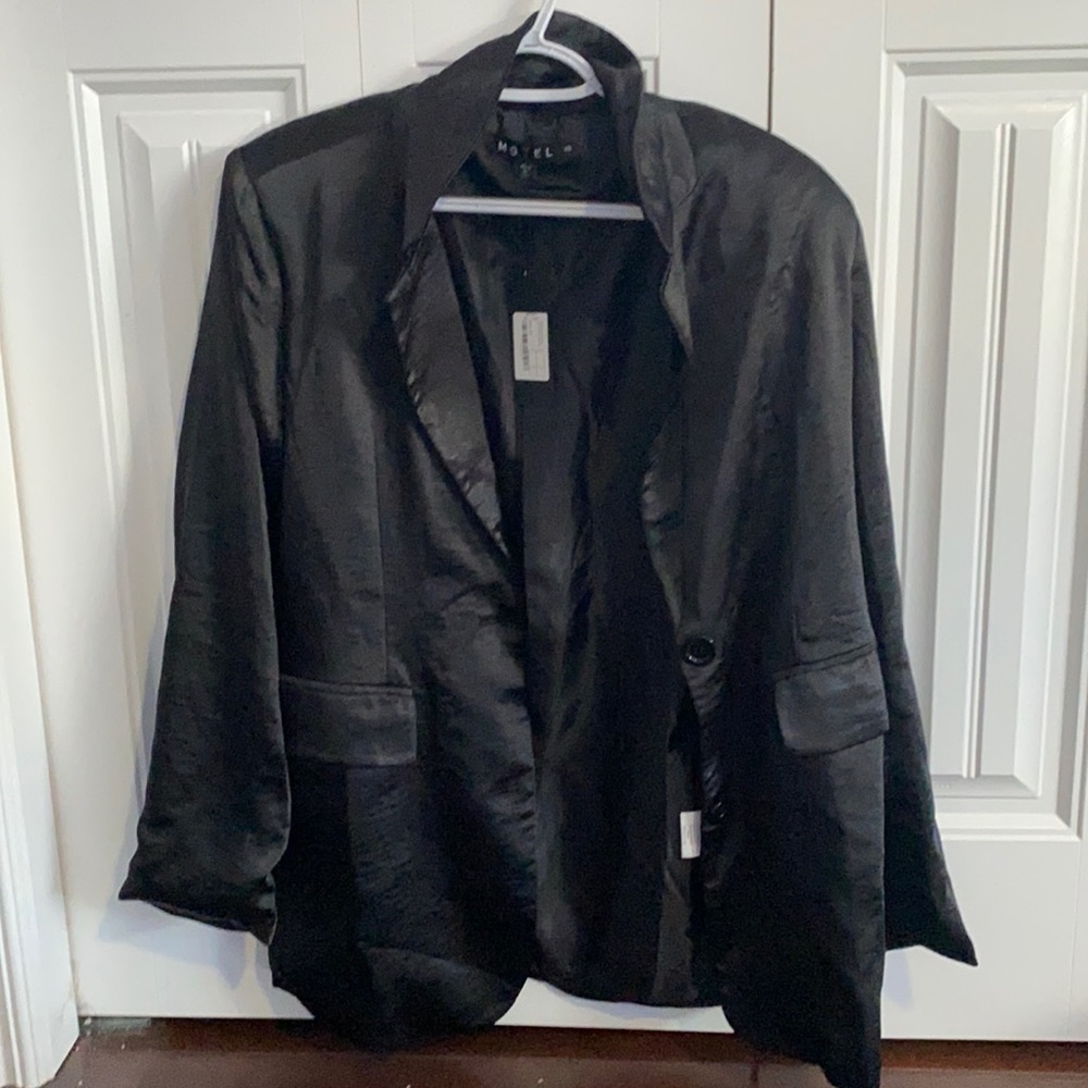Motel Blazer